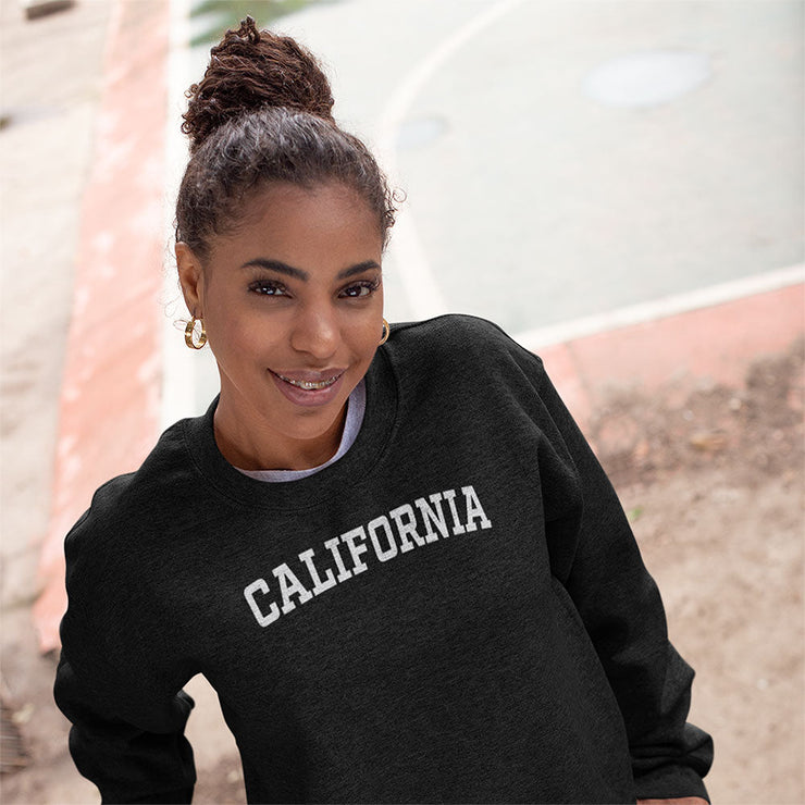 California College Style Unisex Sweatshirt